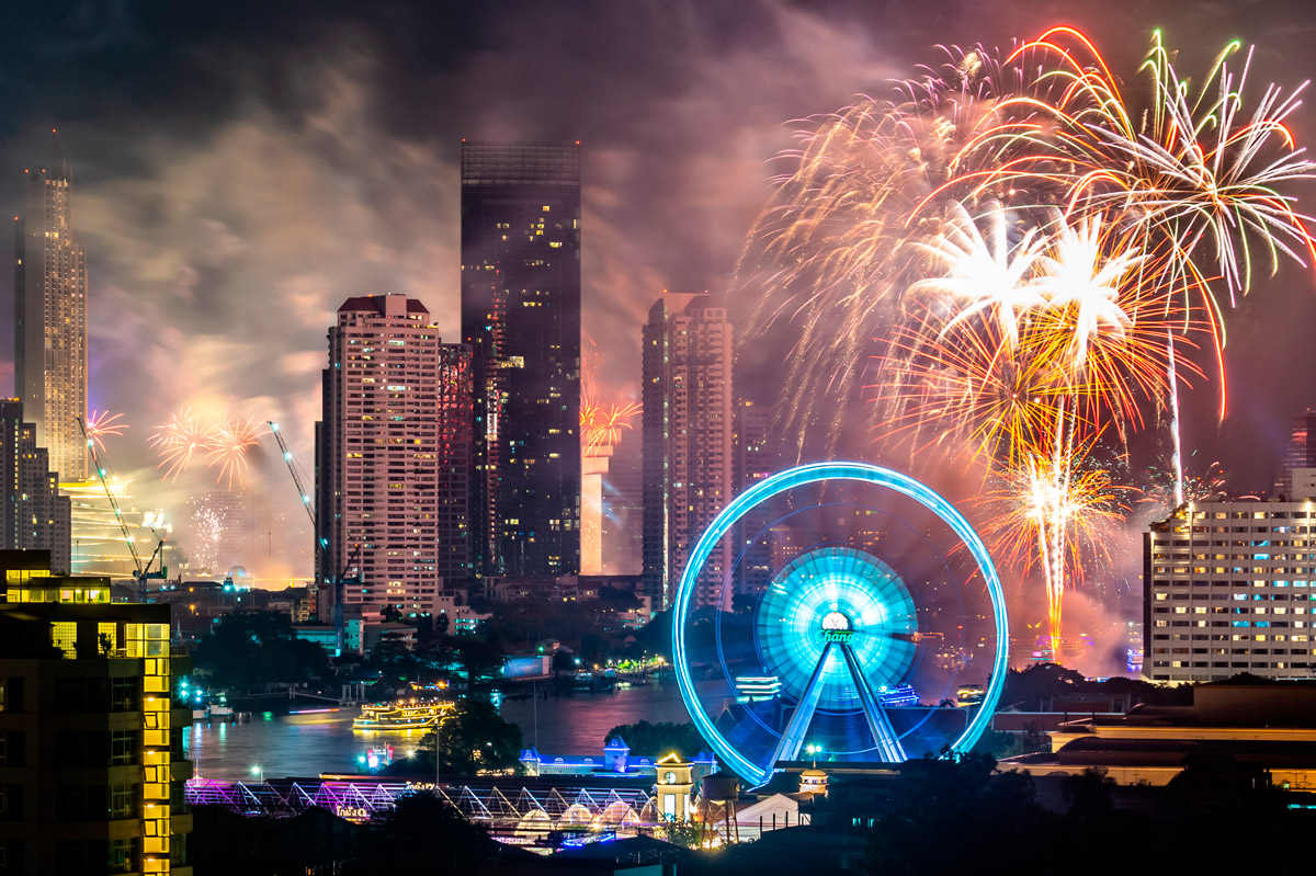 สถานที่เคาท์ดาวน์เอเชียทีค